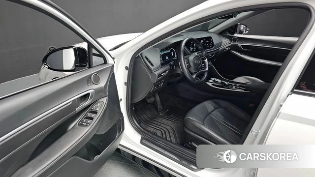 Hyundai Sonata (DN8) id 4636670 из Кореи 32