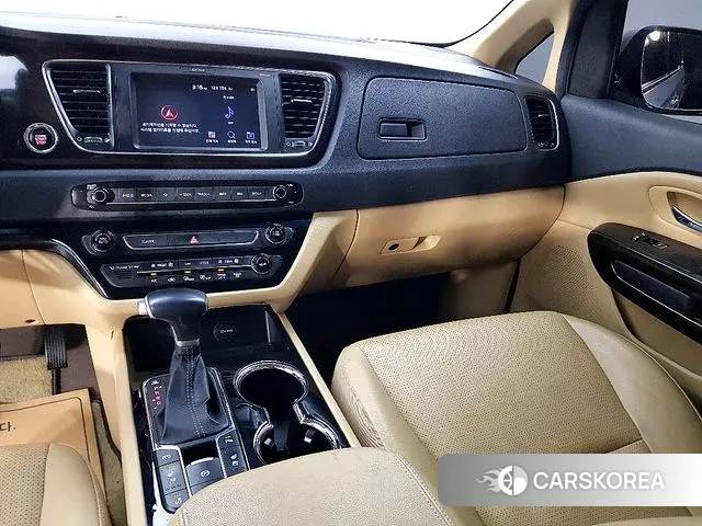 Kia The New Carnival id 3484252 из Кореи 19