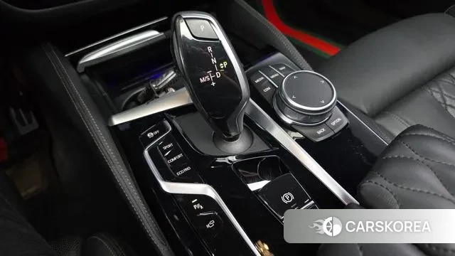 BMW 5 Series (G30) id 3054002 из Кореи 19