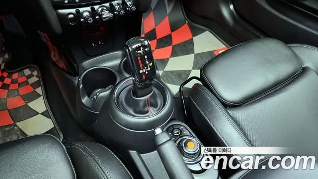 Mini Cooper S id 2713757 из Кореи 19