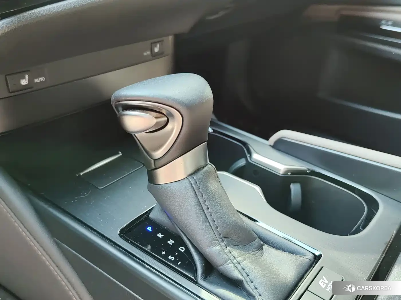 Lexus ES id 4654532 из Китая 17