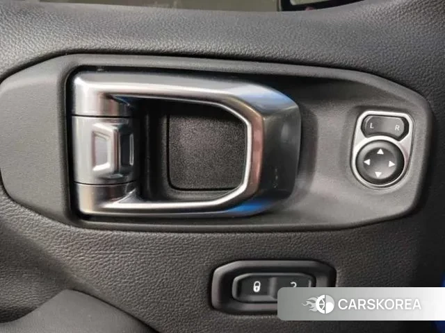 Jeep Wrangler (JL) id 3731614 из Кореи 19