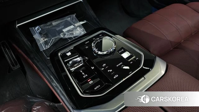 BMW 7 Series (G70) id 3952519 из Кореи 19