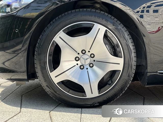 Mercedes-Benz Maybach S-class id 4277623 из Китая 26