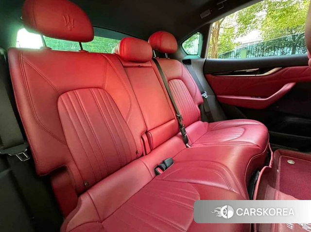 Maserati Levante id 4240755 из Китая 16