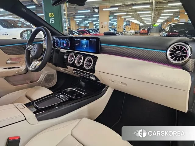 Mercedes-Benz A-Class W177 id 3596082 из Кореи 19