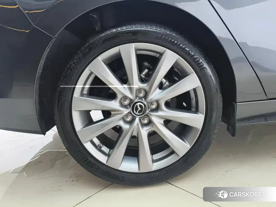 Mazda 3 id 4553757 из Китая 15