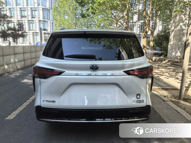 Toyota Saina id 4307697 из Китая 9