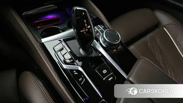 BMW 5 Series (G30) id 4224419 из Кореи 30