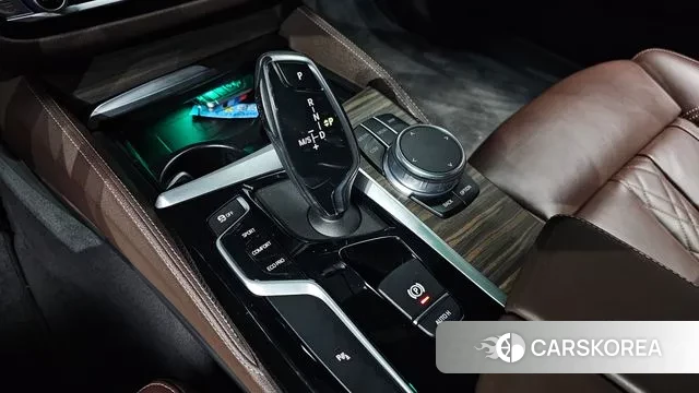 BMW 5 Series (G30) id 3433868 из Кореи 19