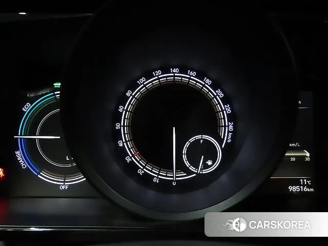 Hyundai Avante Hybrid (CN7) id 3008022 из Кореи 19