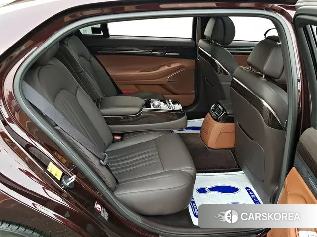 Genesis G90 id 3522584 из Кореи 19