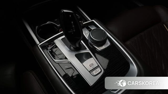 BMW 7 Series (G11) id 4906215 из Кореи 32