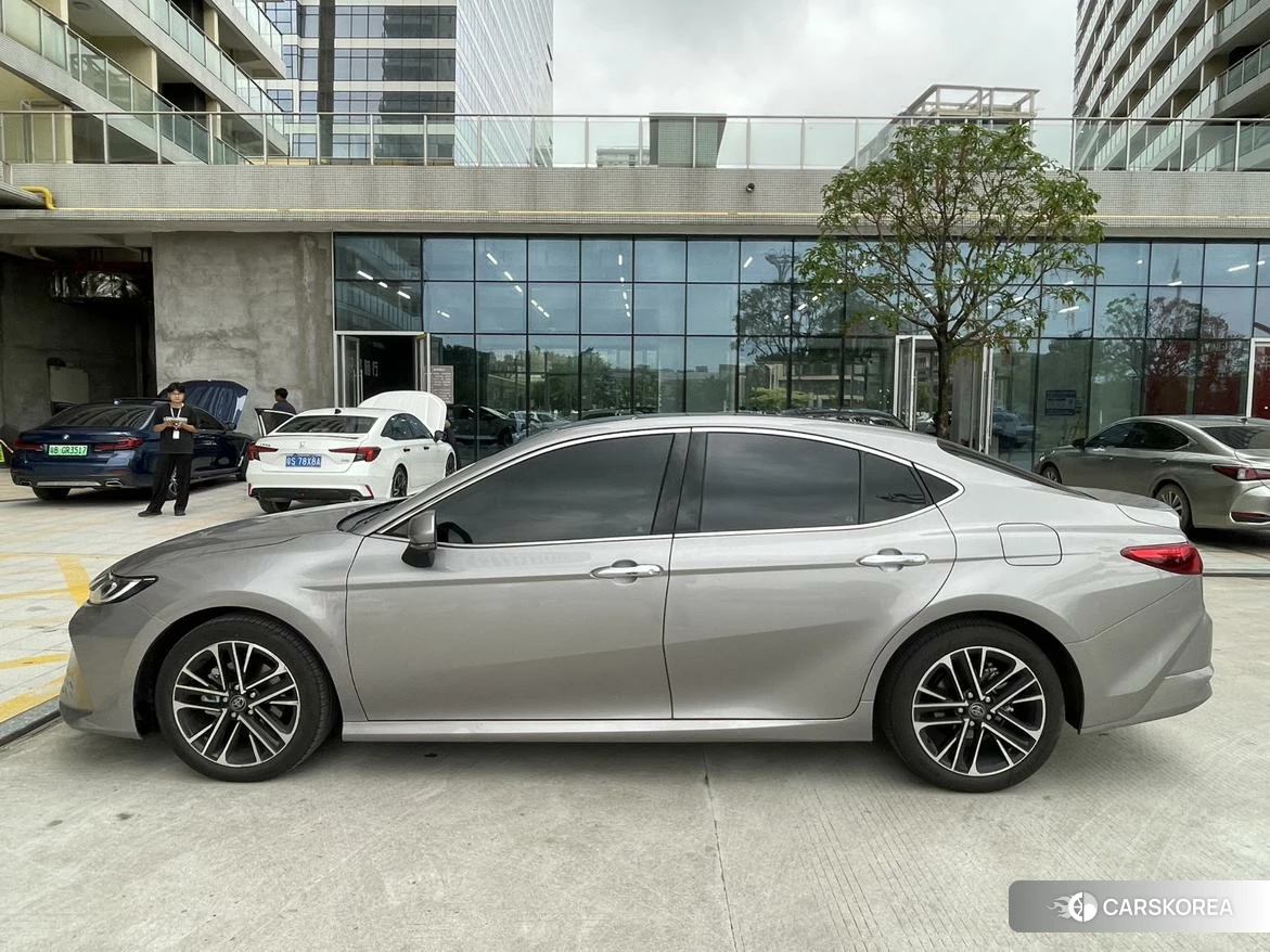 Toyota Camry id 4473996 из Китая 9