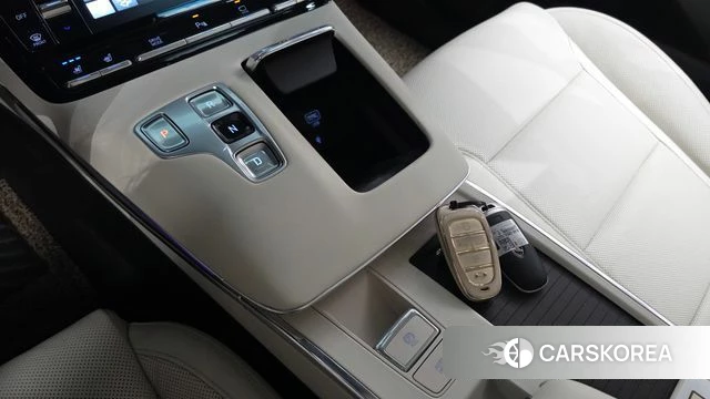 Hyundai The New Grandeur IG Hybrid id 4636535 из Кореи 36