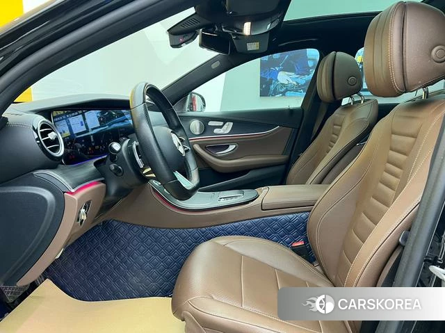 Mercedes-Benz E-class id 4257142 из Китая 31