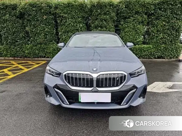 BMW i5 id 4538958 из Китая 9