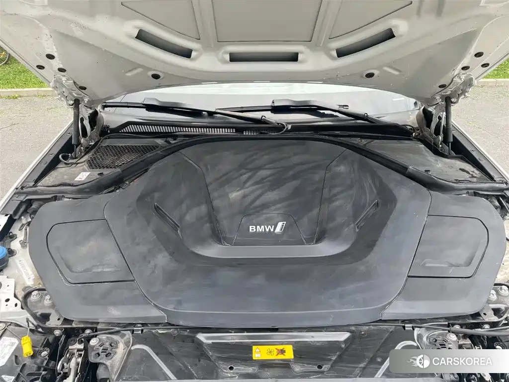 BMW i3 id 4547571 из Китая 16