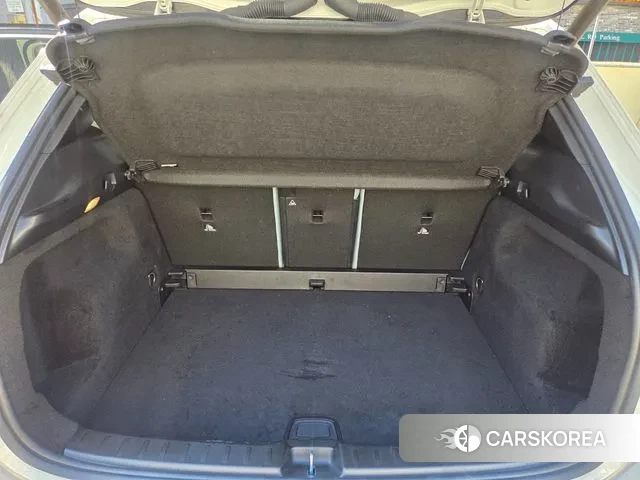 Mercedes-Benz GLA - Class H247 id 3377423 из Кореи 9