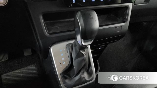 Hyundai Staria id 4302883 из Кореи 35