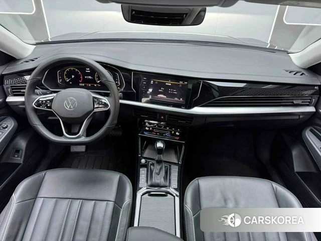 Volkswagen Passat id 4348943 из Китая 17