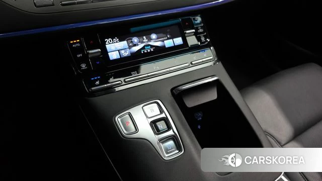 Hyundai The New Grandeur IG Hybrid id 4735947 из Кореи 32