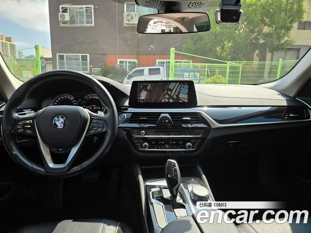 BMW 5 Series (G30) id 2932877 из Кореи 12