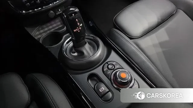 Mini Cooper Clubman id 3671741 из Кореи 19