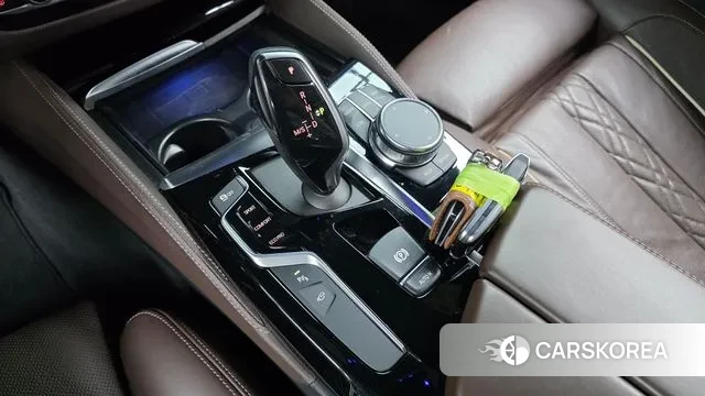 BMW 5 Series (G30) id 3407858 из Кореи 19