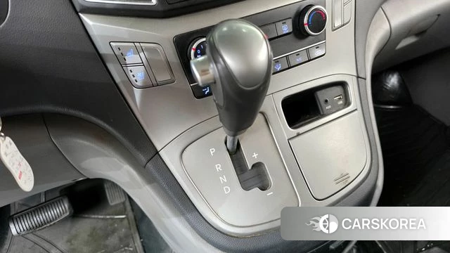 Hyundai The New Grand Starex id 3880104 из Кореи 19