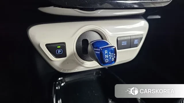 Toyota Prius 4th Generation id 3588523 из Кореи 19