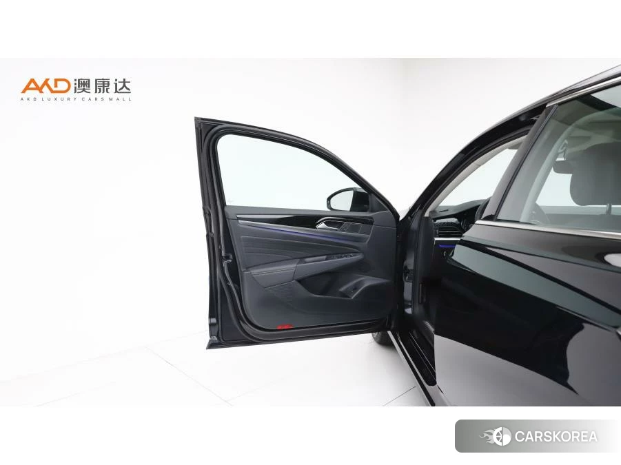 Volkswagen Passat id 4440899 из Китая 9