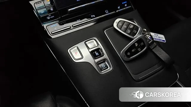 Hyundai The New Grandeur IG Hybrid id 3257733 из Кореи 19