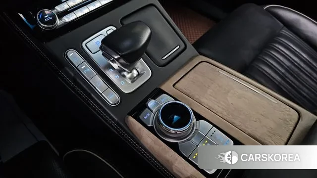 Genesis G90 id 3698630 из Кореи 19