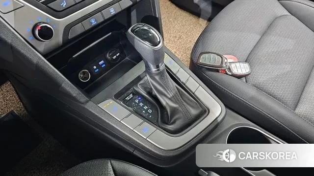 Hyundai Avante AD id 3641635 из Кореи 19