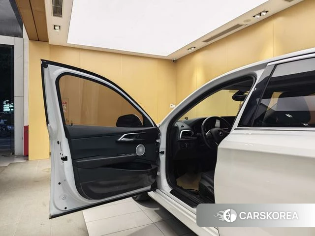 BMW 1 series id 4333683 из Китая 34
