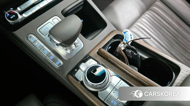 Genesis G90 id 3853527 из Кореи 19