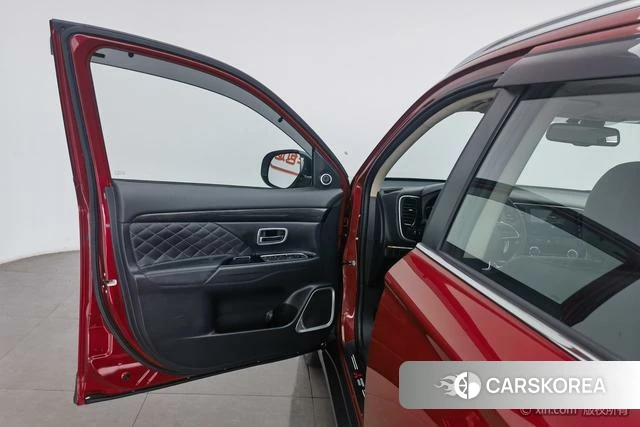 Mitsubishi  Outlander id 4253568 из Китая 22