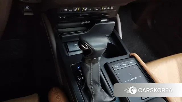 Lexus ES300h 7th generation id 3504129 из Кореи 19