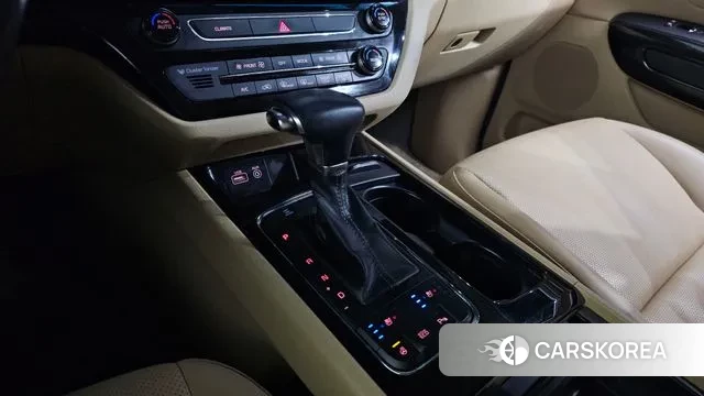 Kia All New Carnival id 3709511 из Кореи 19