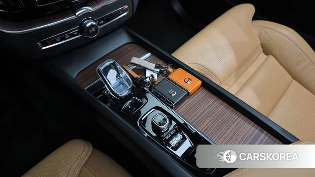 Volvo XC60 second Generation id 4202675 из Кореи 29