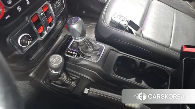 Jeep Wrangler (JL) id 3698400 из Кореи 19