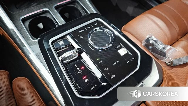 BMW 7 Series (G70) id 4725466 из Кореи 35