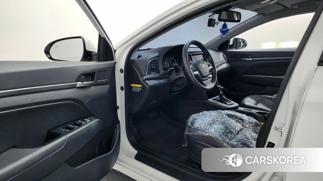 Hyundai Avante AD id 3796122 из Кореи 19