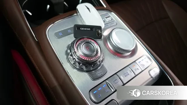 Genesis G90 (RS4) id 3432384 из Кореи 19