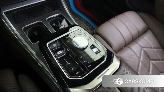 BMW 7 Series (G70) id 3327928 из Кореи 19