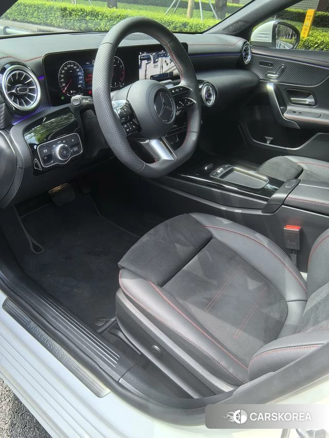 Mercedes-Benz Class A id 4235674 из Китая 9