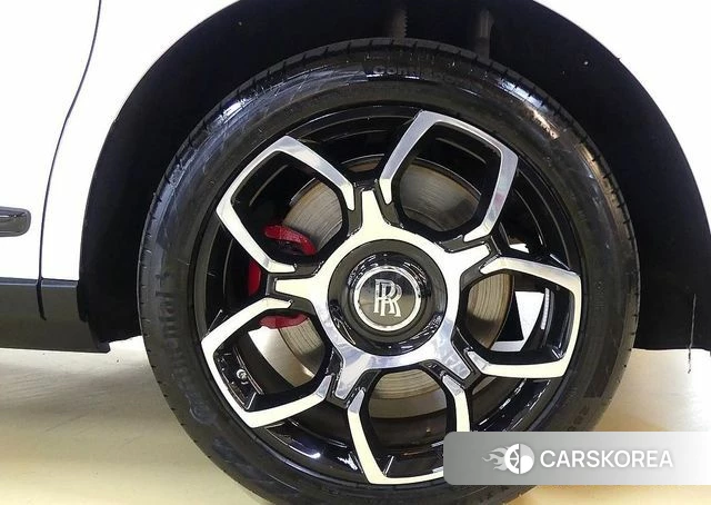 Rolls-Royce Cullinan id 3964065 из Кореи 19