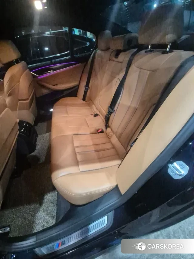 BMW 5 Series (G30) id 3740322 из Кореи 9