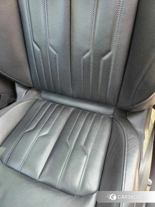 Audi e-Tron id 3792007 из Кореи 11